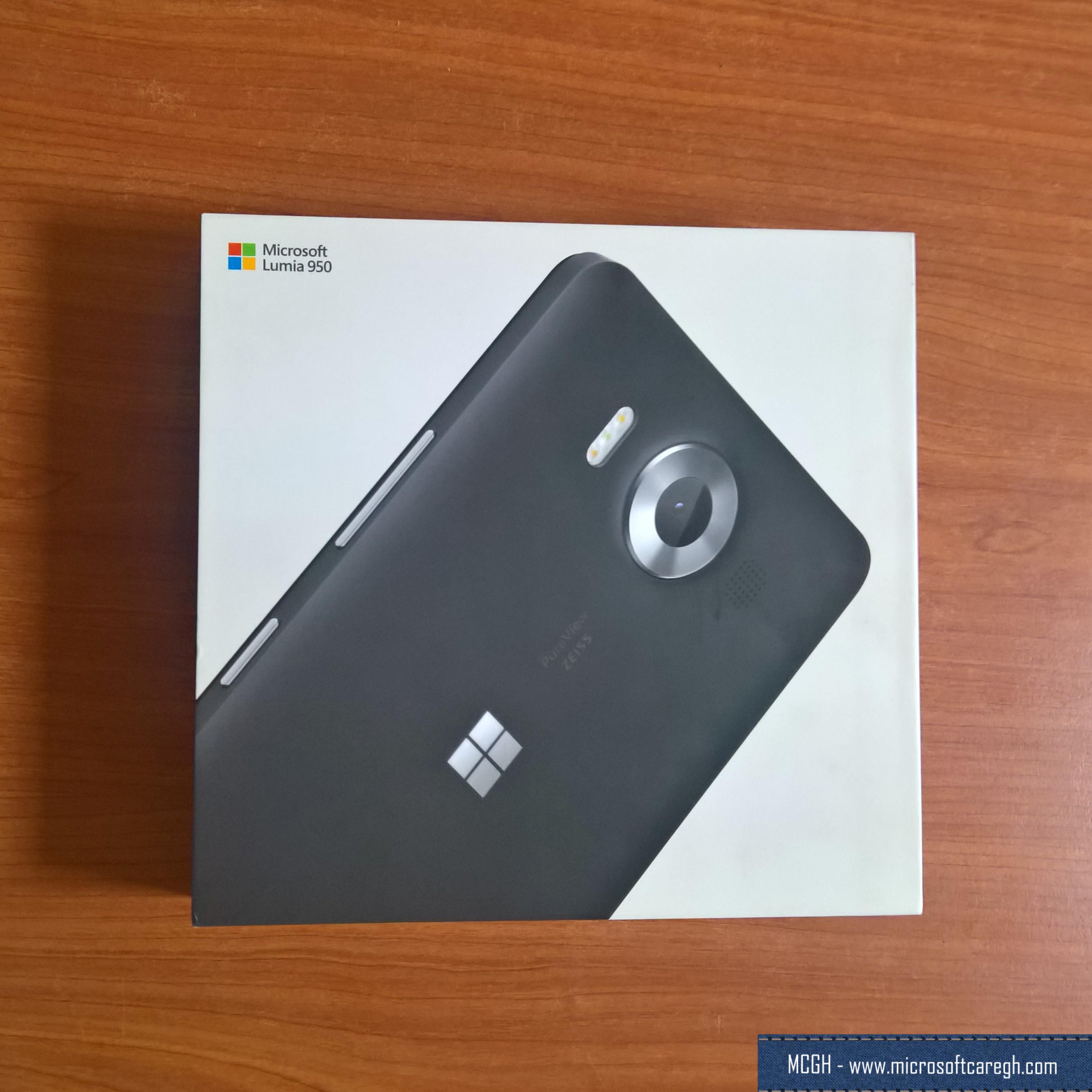 Meet the Microsoft Lumia 950 Dual SIM