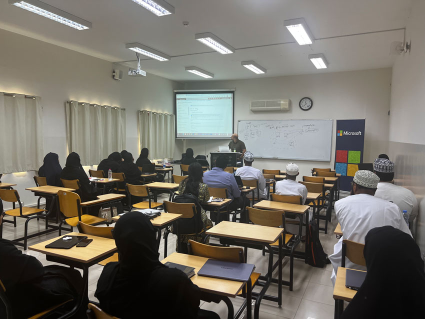 Microsoft trains Omani youth in cloud, data, and AI
