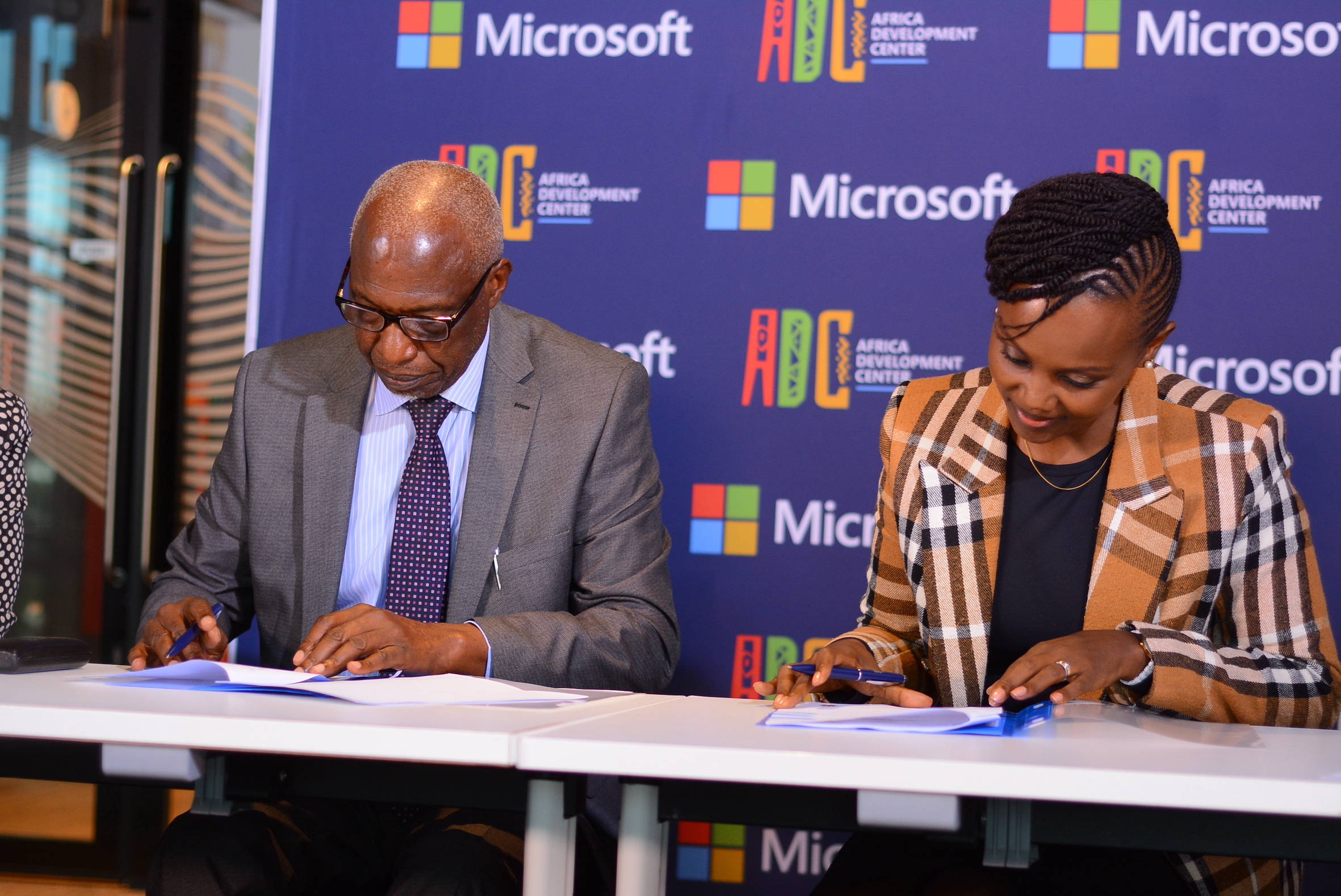 Young African Leaders Initiative and Microsoft Africa Development Centre partner to improve youth digital skills